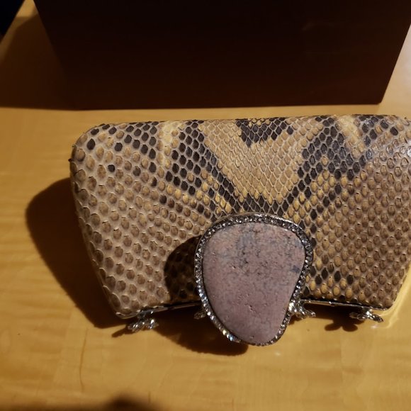 Edidi snakeskin clutch handbag - Picture 7 of 9
